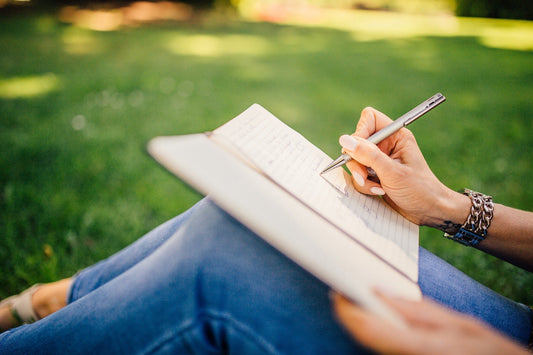 Top 7 Weird Couple Journals